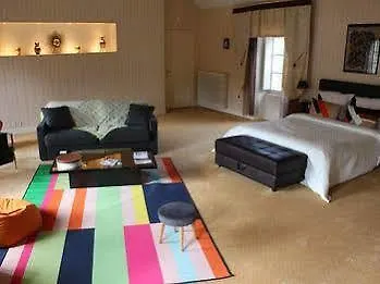 Bed & Breakfast Chateau De La Touche 3*